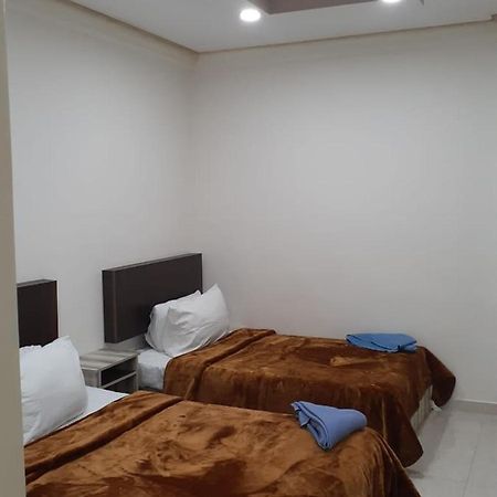 Saraya Awad Hegazi Street- Families Only Apartment Alexandria Exterior photo