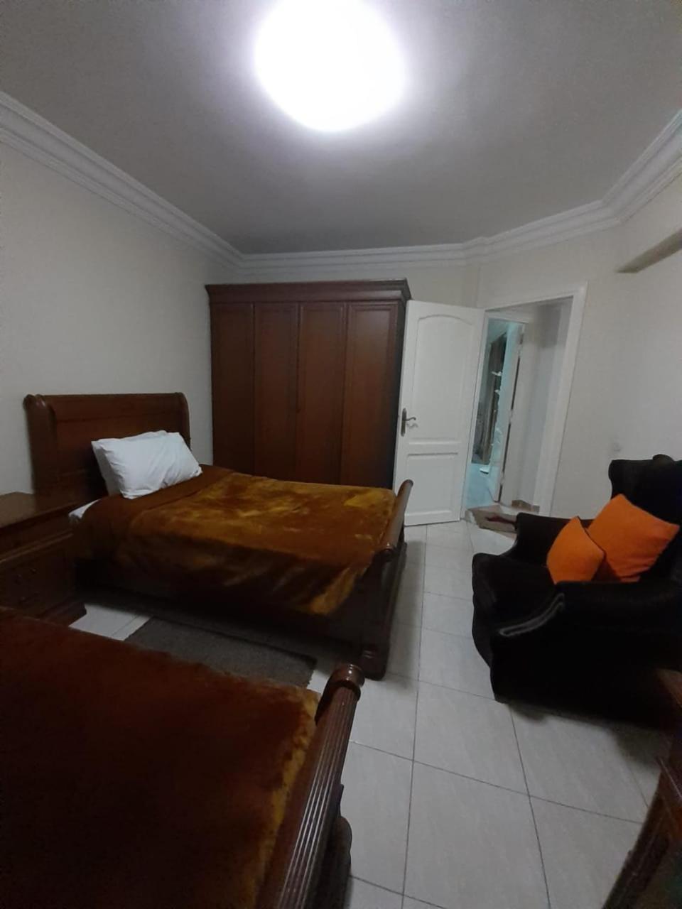 Saraya Awad Hegazi Street- Families Only Apartment Alexandria Exterior photo