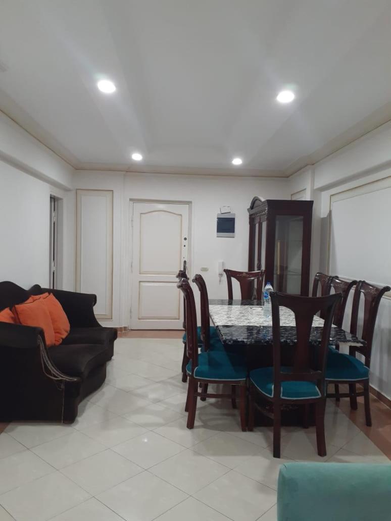 Saraya Awad Hegazi Street- Families Only Apartment Alexandria Exterior photo
